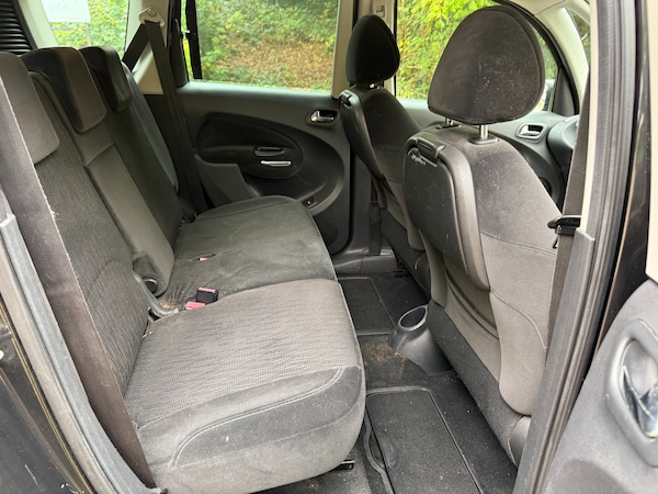 Used Citroen C3 Picasso 2009 for sale - 76281468: Photo 11