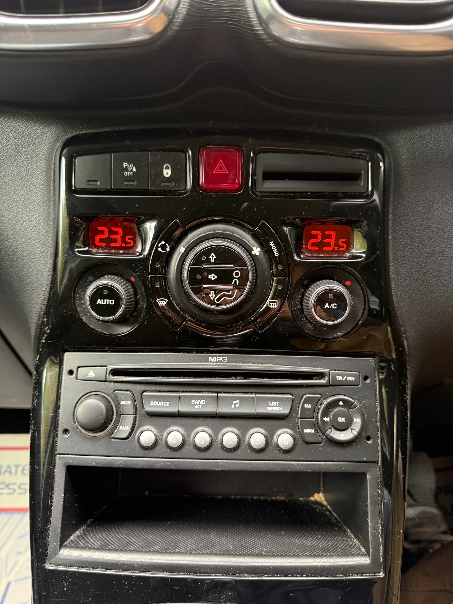 Citroen C3 Picasso 2009 (09) - 1.6 HDi 16V Exclusive 5dr - Image 19