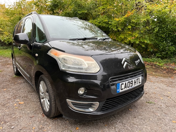 Used Citroen C3 Picasso 2009 for sale - 76281468: Photo 2