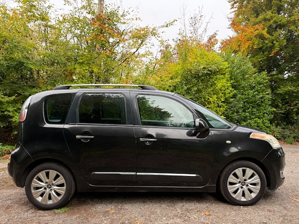 Used Citroen C3 Picasso 2009 for sale - 76281468: Photo 3