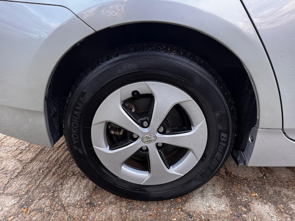 Used Toyota Prius 2012 for sale - 75746779: Photo 24