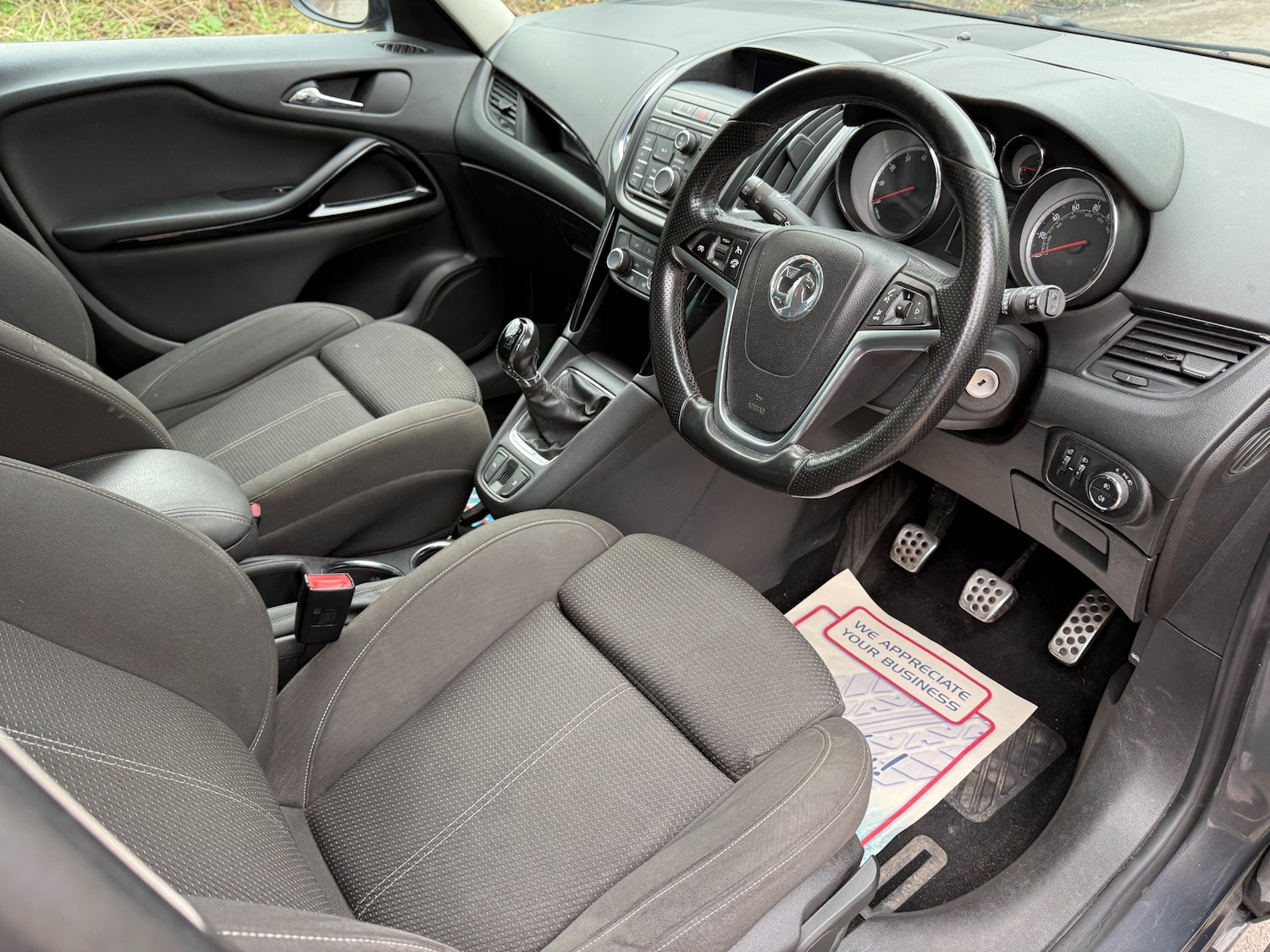 Used Vauxhall Zafira 2015 for sale - 77640600: Photo 11