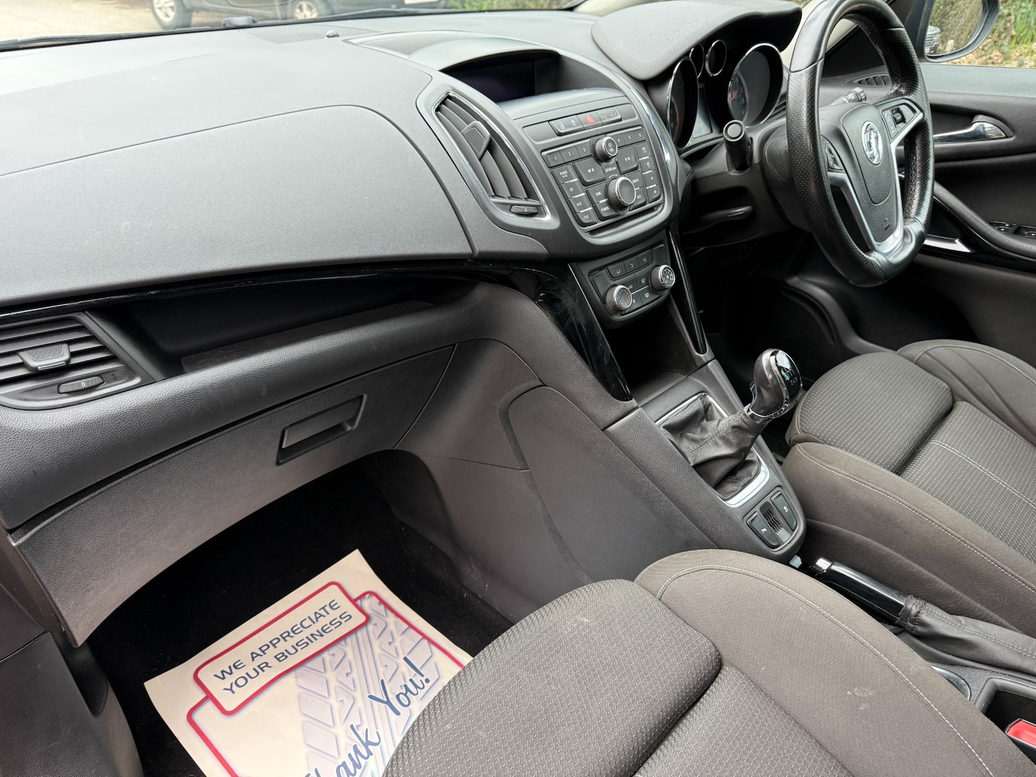 Used Vauxhall Zafira 2015 for sale - 77640600: Photo 12