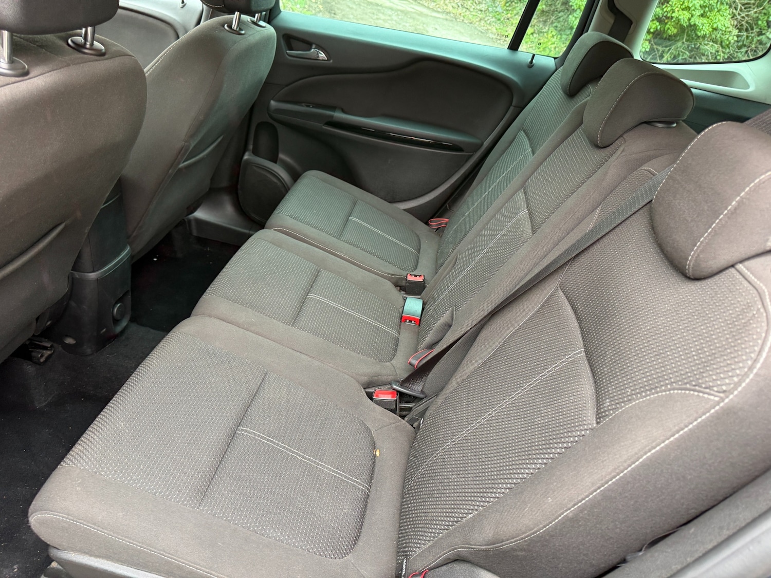 Used Vauxhall Zafira 2015 for sale - 77640600: Photo 14