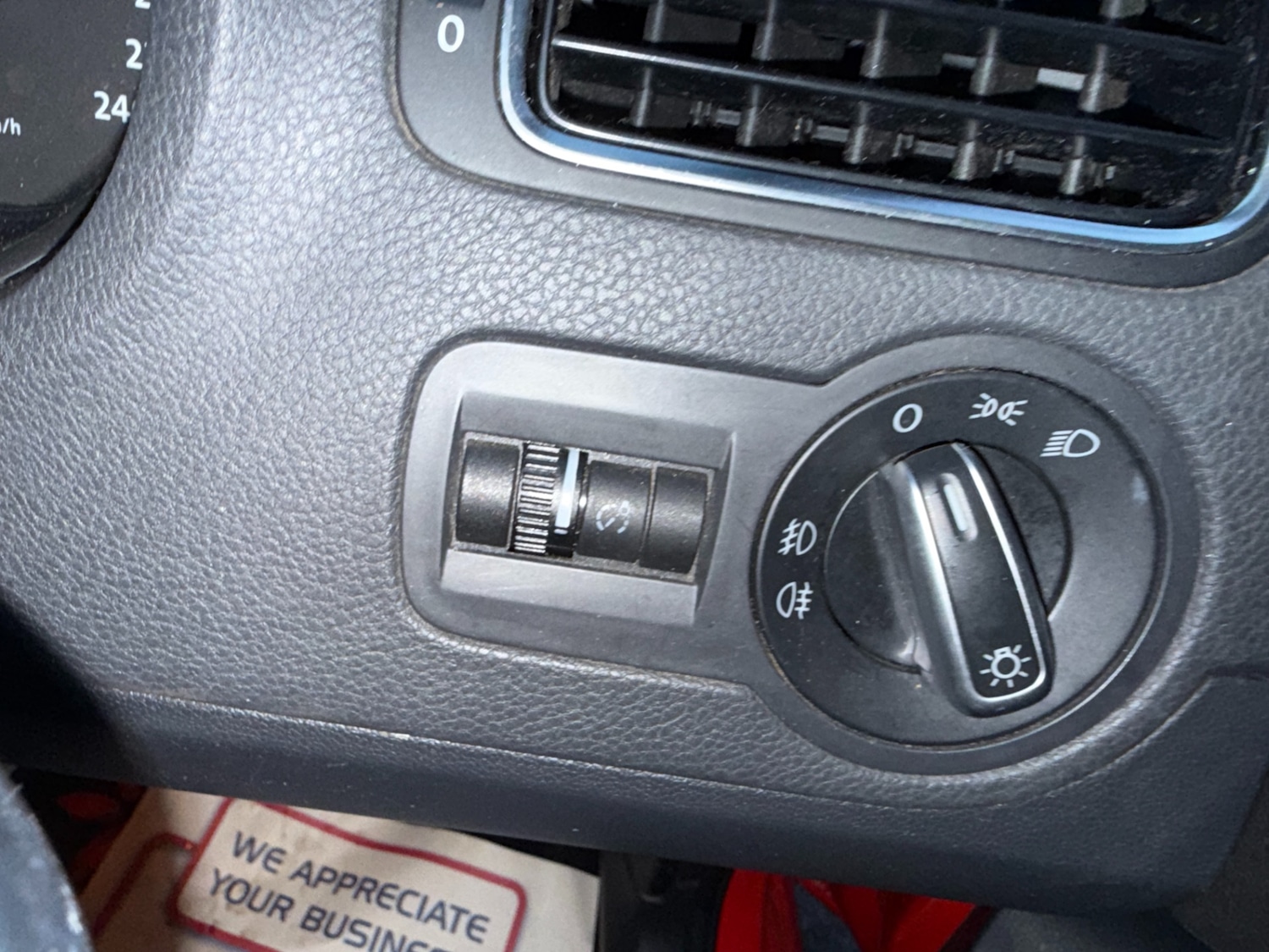 Used Volkswagen Polo 2011 for sale - 76245664: Photo 15