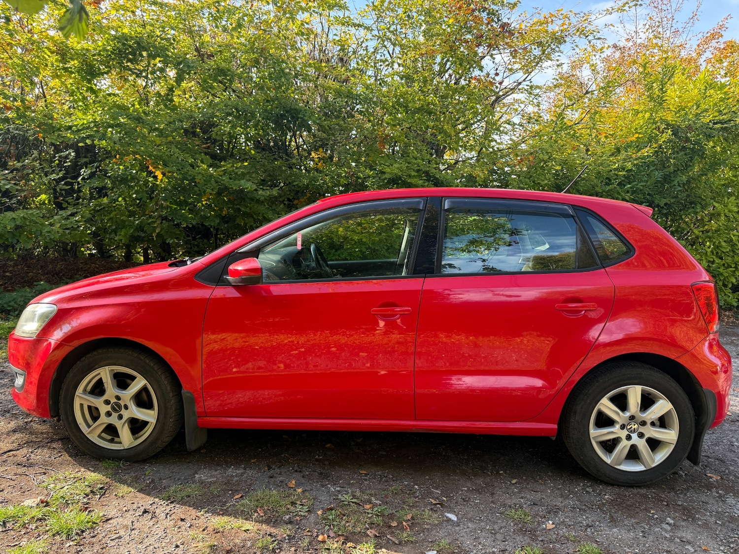 Used Volkswagen Polo 2011 for sale - 76245664: Photo 8