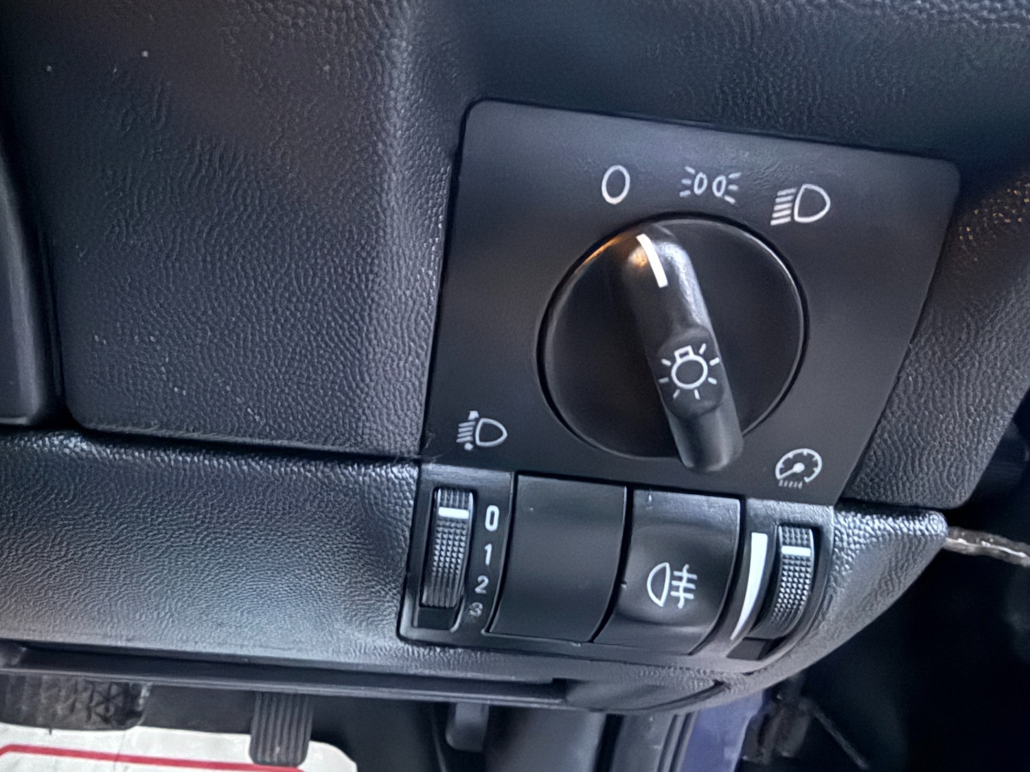 Used Vauxhall Corsa 2004 for sale - 77830482: Photo 12