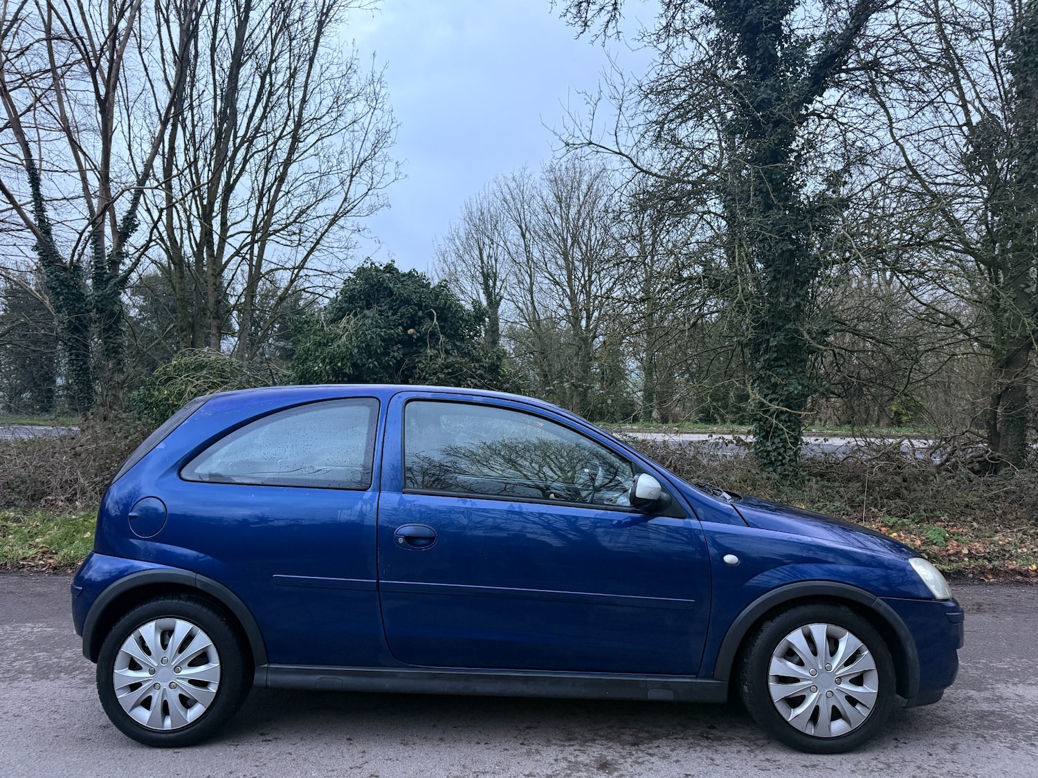 Used Vauxhall Corsa 2004 for sale - 77830482: Photo 5