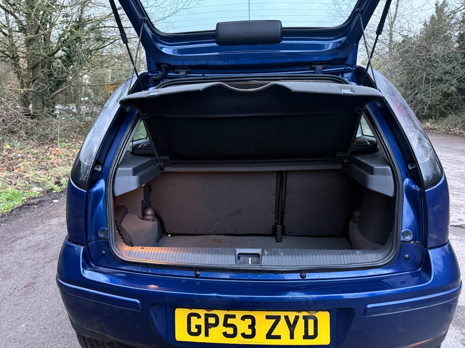 Used Vauxhall Corsa 2004 for sale - 77830482: Photo 9