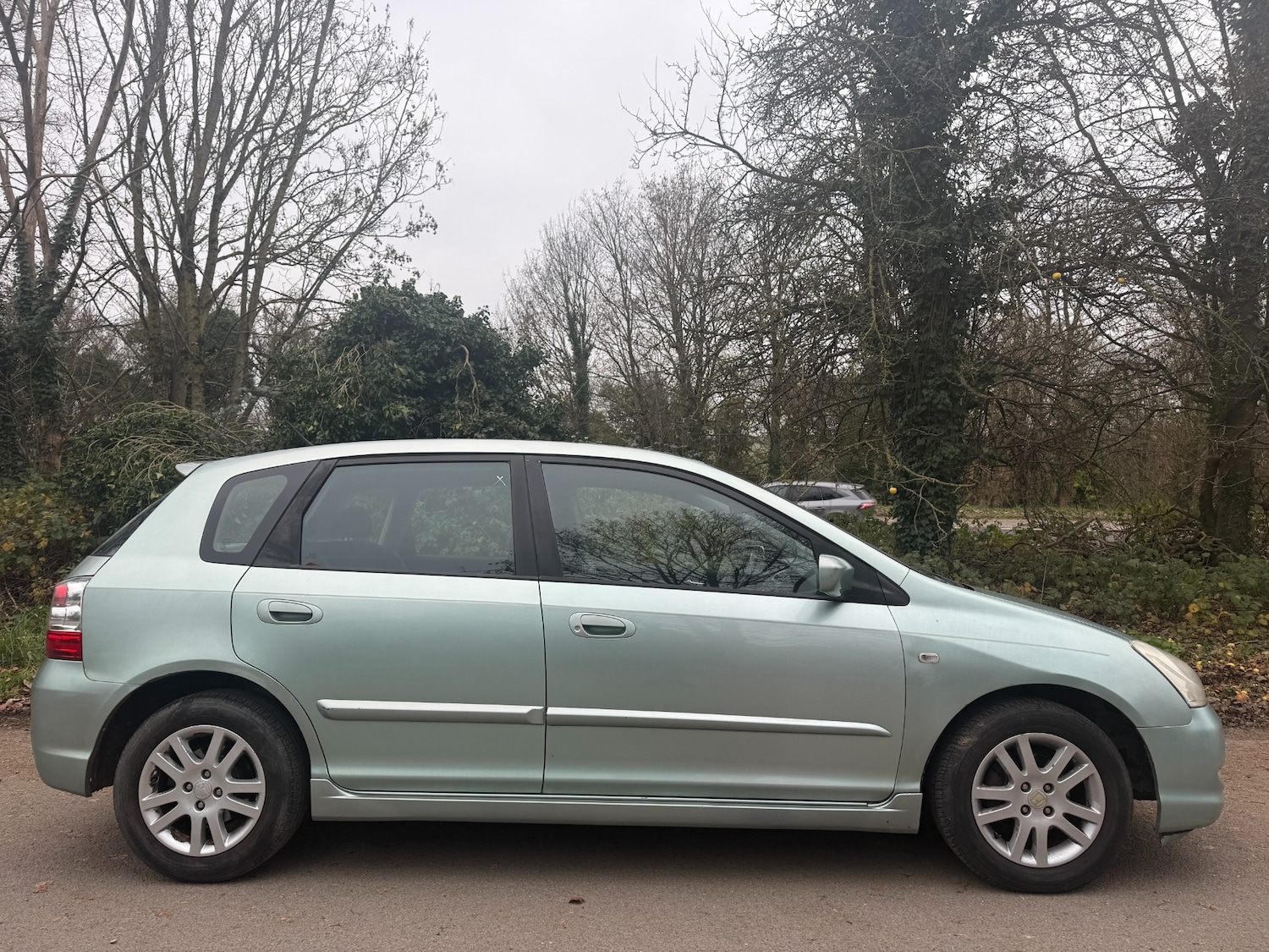 Used Honda Civic 2004 for sale - 77059868: Photo 3