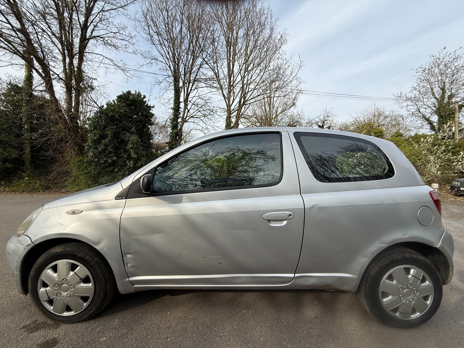 Used Toyota Yaris 1999 for sale - 77981738: Photo 2