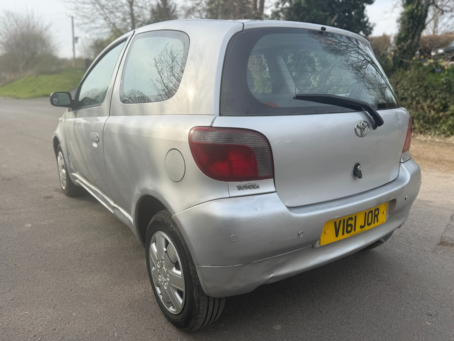 Used Toyota Yaris 1999 for sale - 77981738: Photo 3