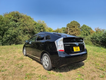 Used Toyota Prius  for sale - 75556545: Photo
