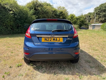 Used Ford Fiesta 2010 for sale - 75243742: Photo