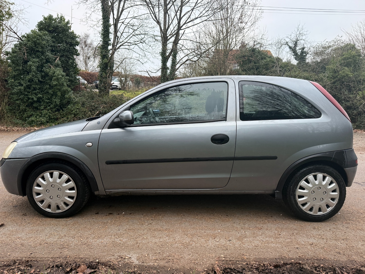 Used Vauxhall Corsa 2003 for sale - 77059846: Photo 2