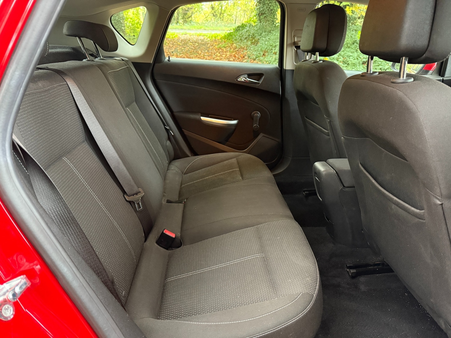 Used Vauxhall Astra 2010 for sale - 76421734: Photo 11