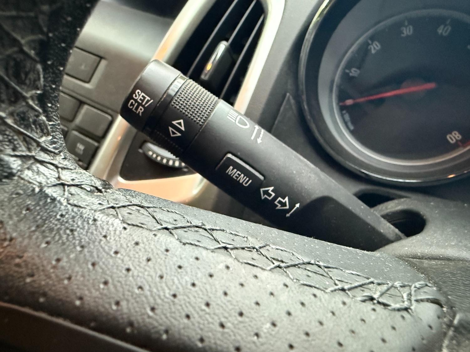 Used Vauxhall Astra 2010 for sale - 76421734: Photo 17