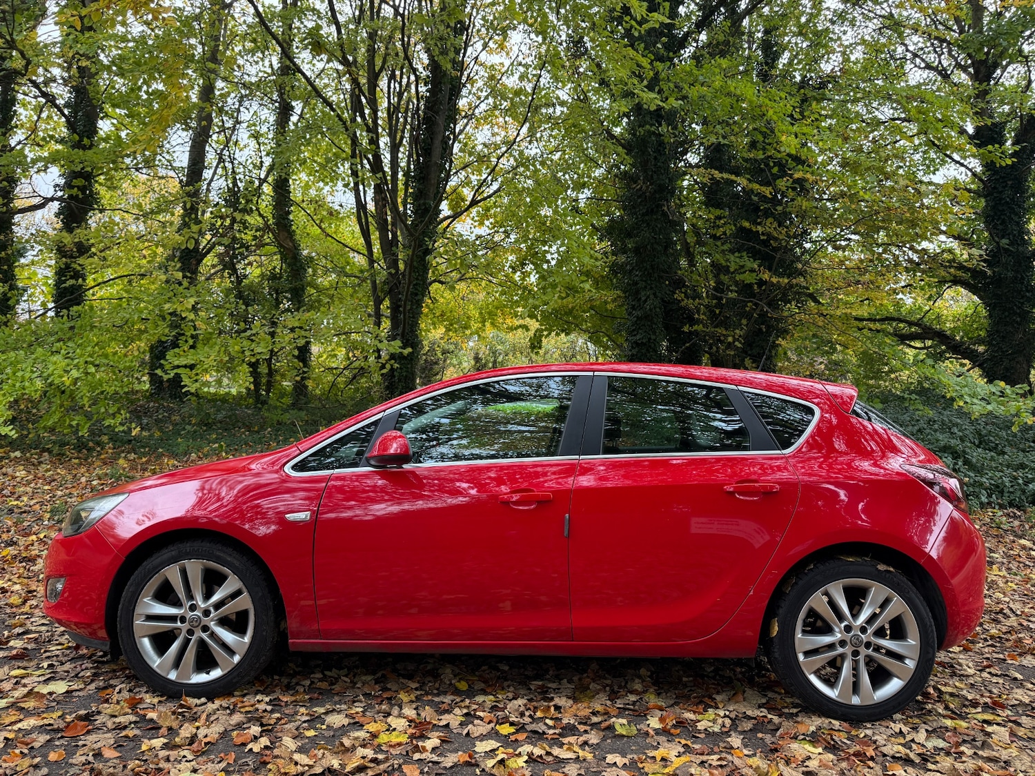 Used Vauxhall Astra 2010 for sale - 76421734: Photo 4