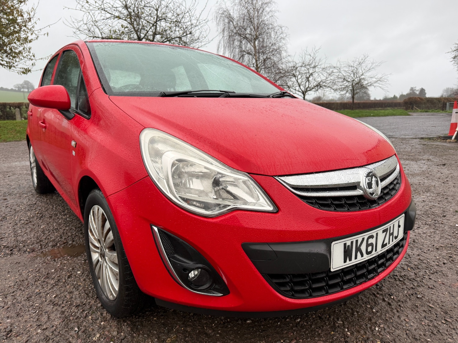 Used Vauxhall Corsa 2011 for sale - 76687435: Photo 2