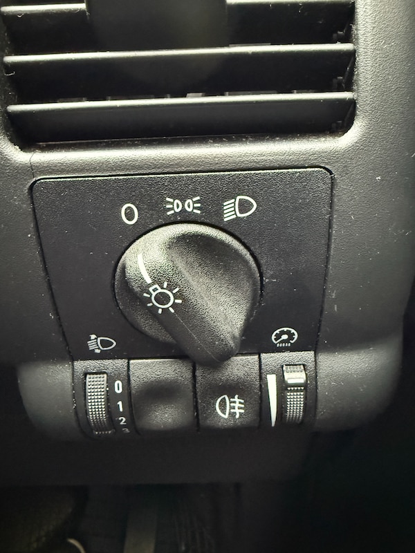 Used Vauxhall Zafira 2003 for sale - 76231984: Photo 15