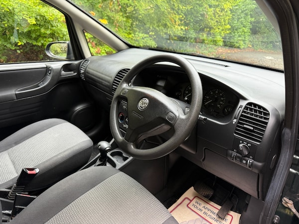 Used Vauxhall Zafira 2003 for sale - 76231984: Photo 9