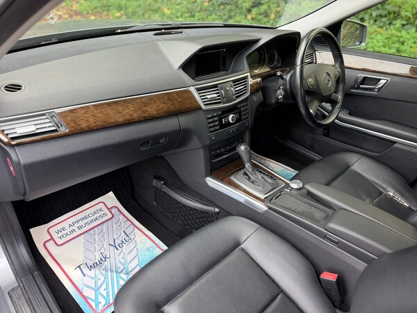 Used Mercedes-Benz E Class 2010 for sale - 76334205: Photo 11