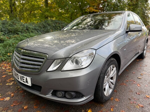 Used Mercedes-Benz E Class 2010 for sale - 76334205: Photo 1