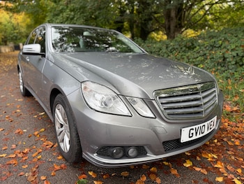 Used Mercedes-Benz E Class 2010 for sale - 76334205: Photo 2
