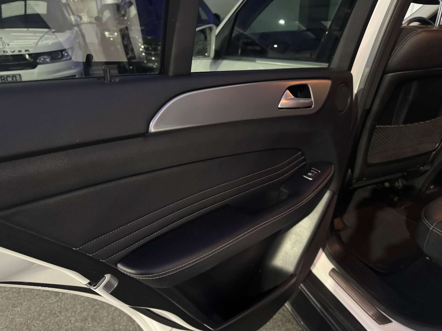 Used Mercedes-Benz M Class 2014 for sale - 77299359: Photo 42