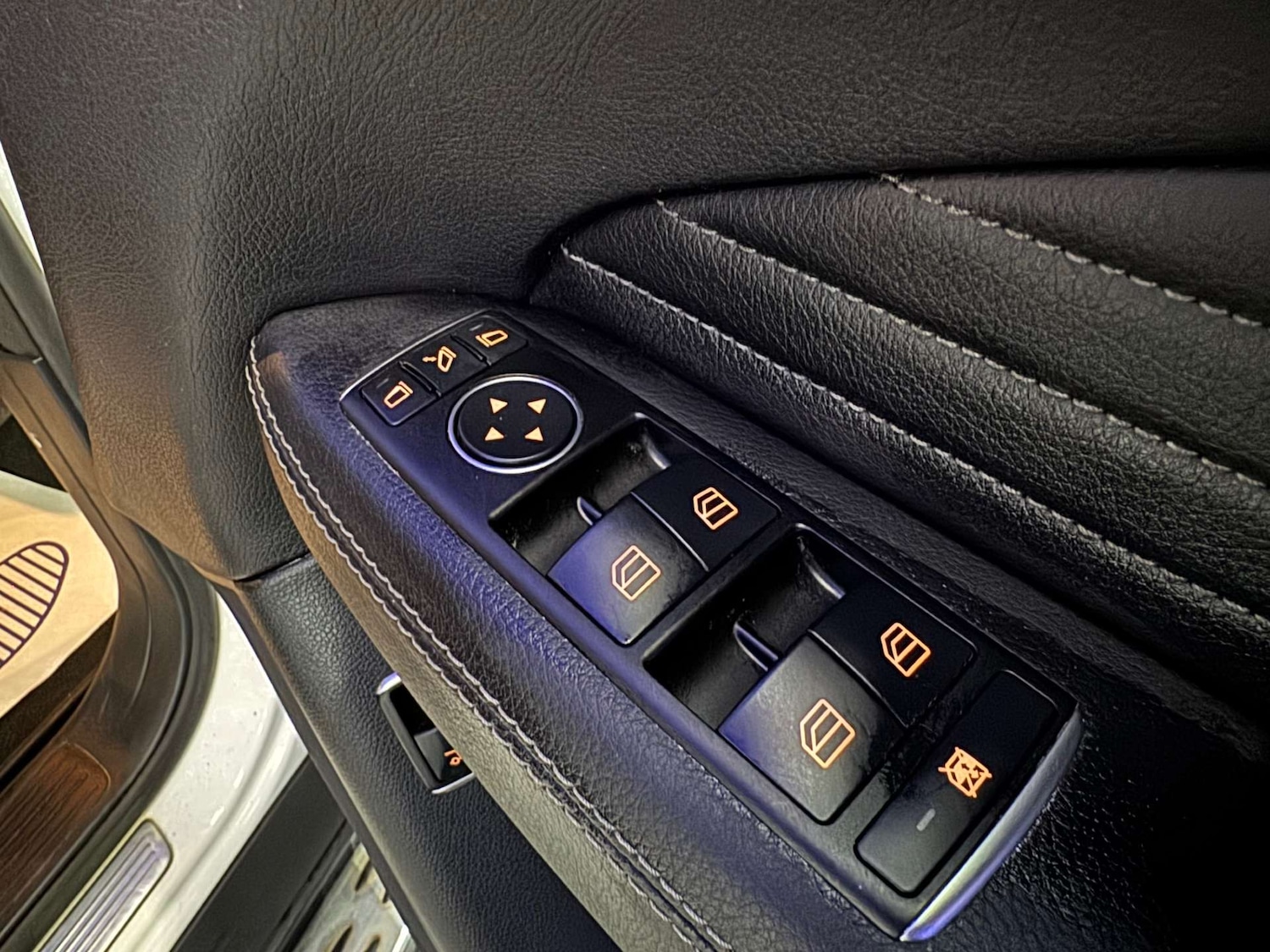 Used Mercedes-Benz M Class 2014 for sale - 77299359: Photo 51