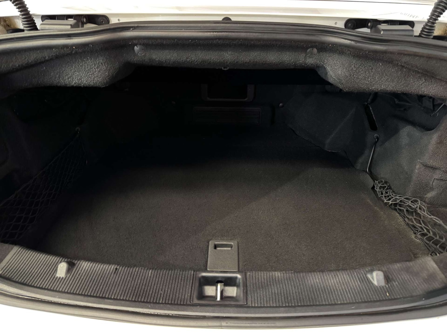 Used Mercedes-Benz E Class 2015 for sale - 76629592: Photo 18