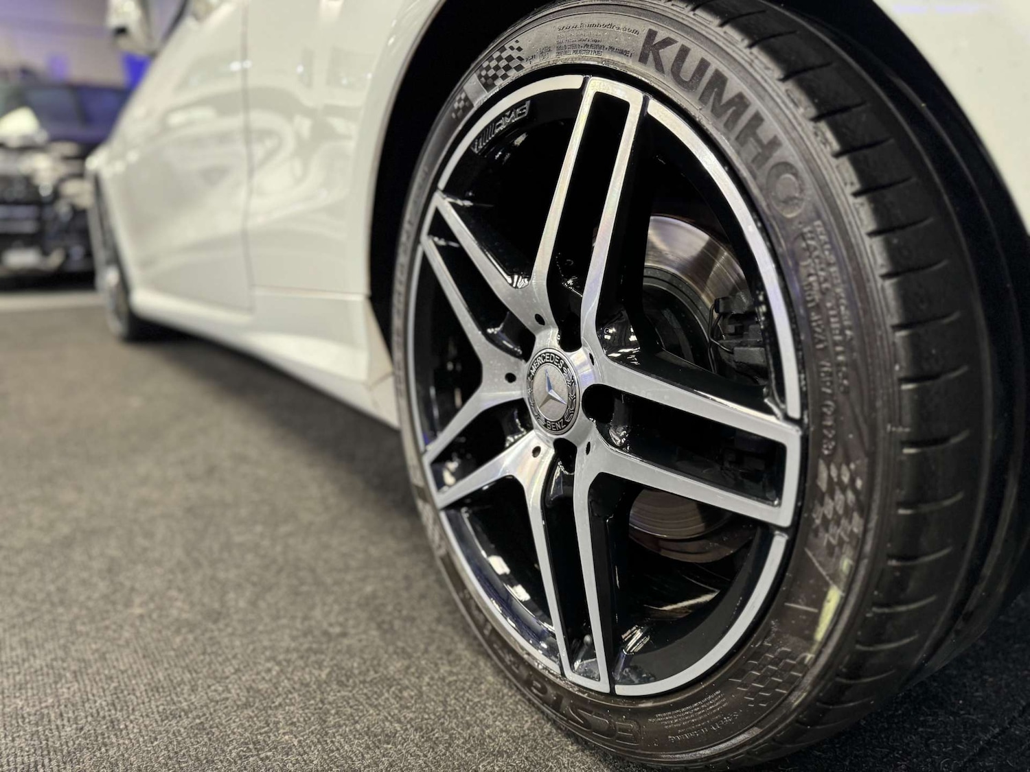 Used Mercedes-Benz E Class 2015 for sale - 76629592: Photo 29