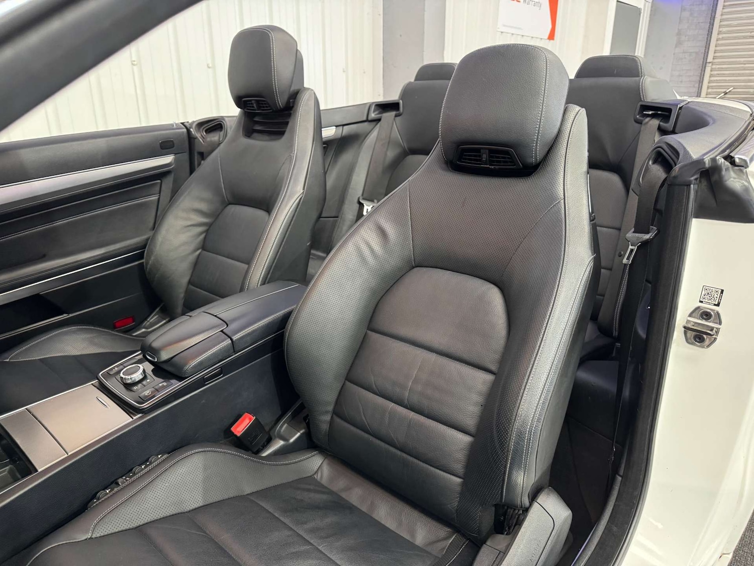 Used Mercedes-Benz E Class 2015 for sale - 76629592: Photo 32