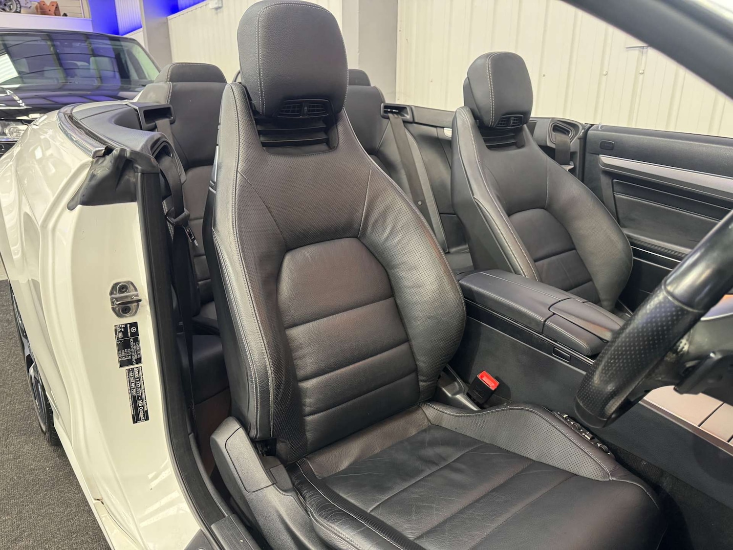 Used Mercedes-Benz E Class 2015 for sale - 76629592: Photo 39