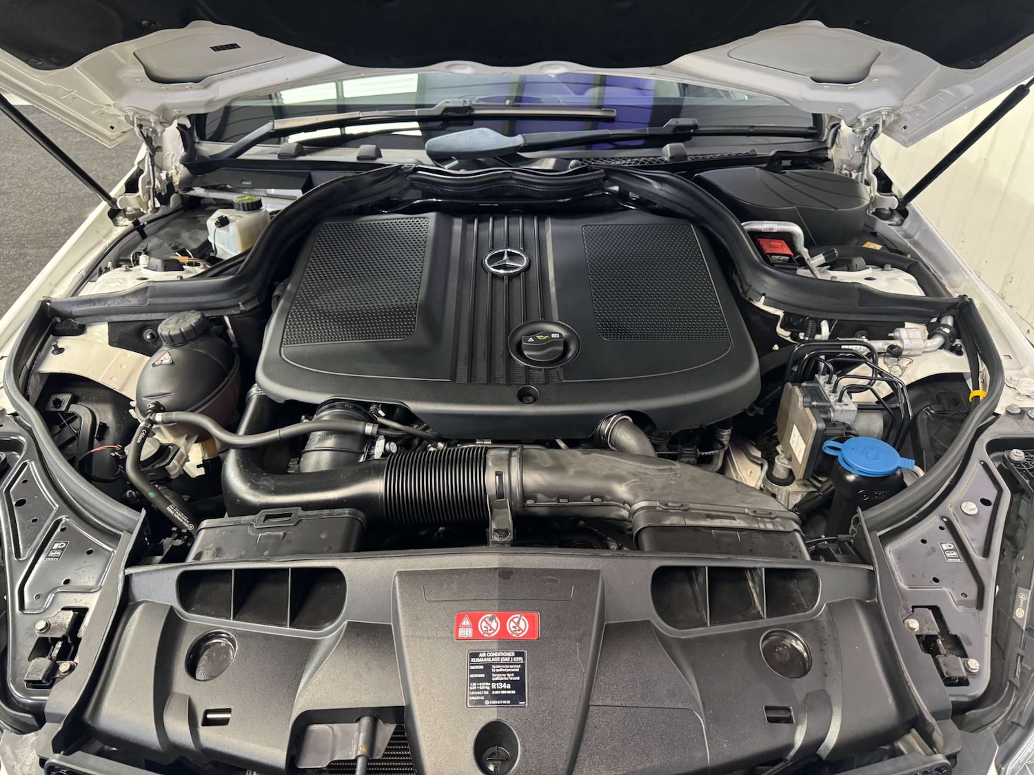 Used Mercedes-Benz E Class 2015 for sale - 76629592: Photo 66