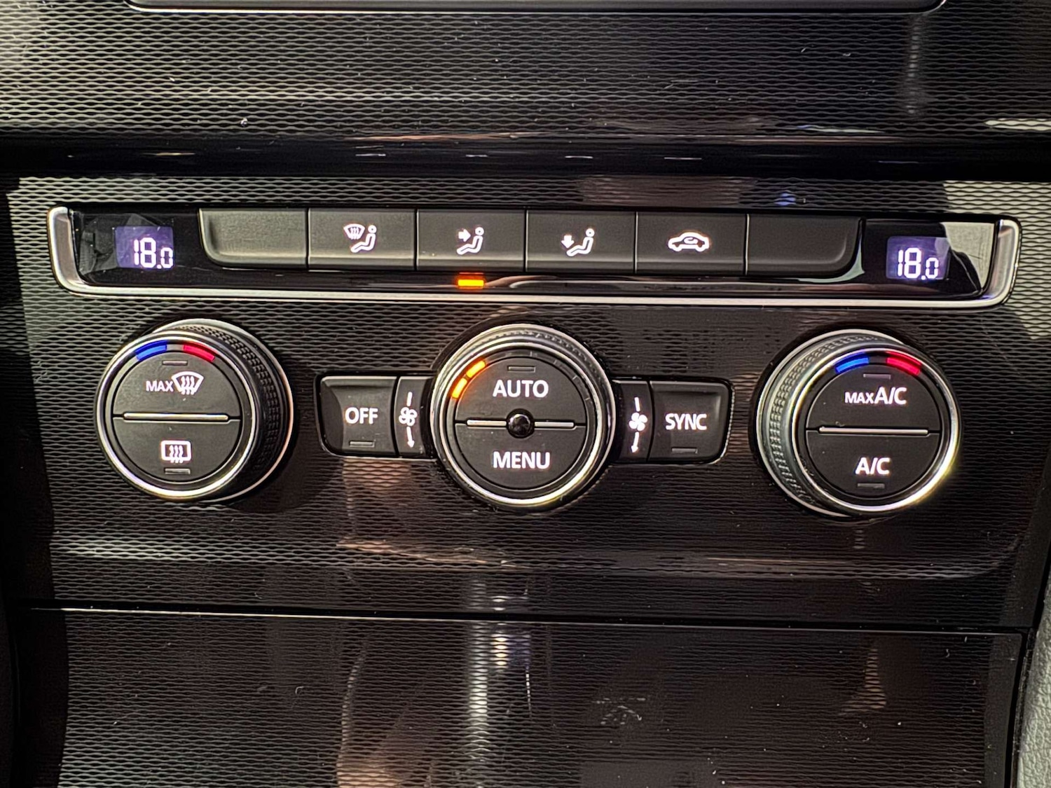 Used Volkswagen Golf 2015 for sale - 77792554: Photo 63