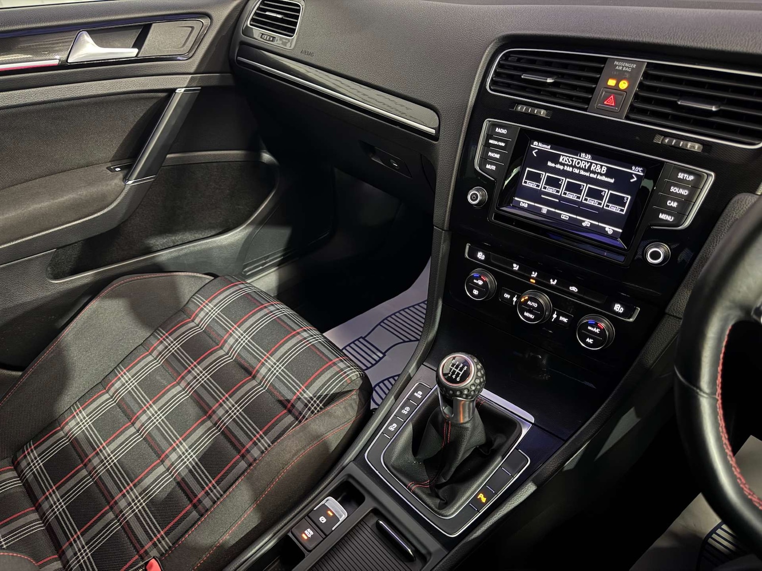 Used Volkswagen Golf 2015 for sale - 77792554: Photo 67