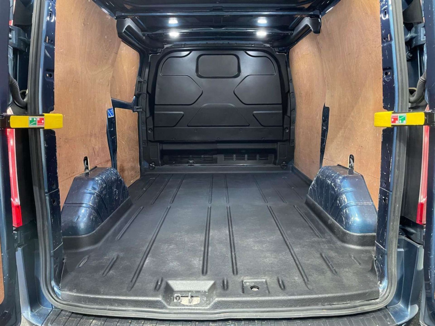 Used Ford Transit Custom 2019 for sale - 76600839: Photo 16