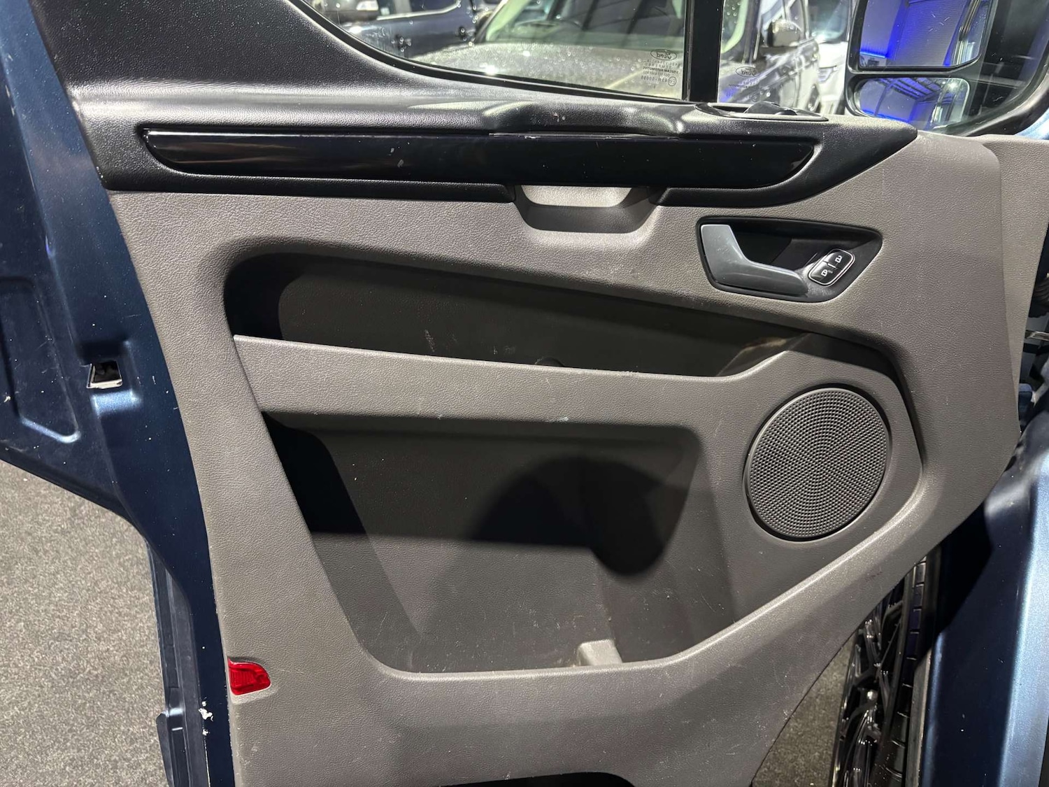 Used Ford Transit Custom 2019 for sale - 76429337: Photo 32