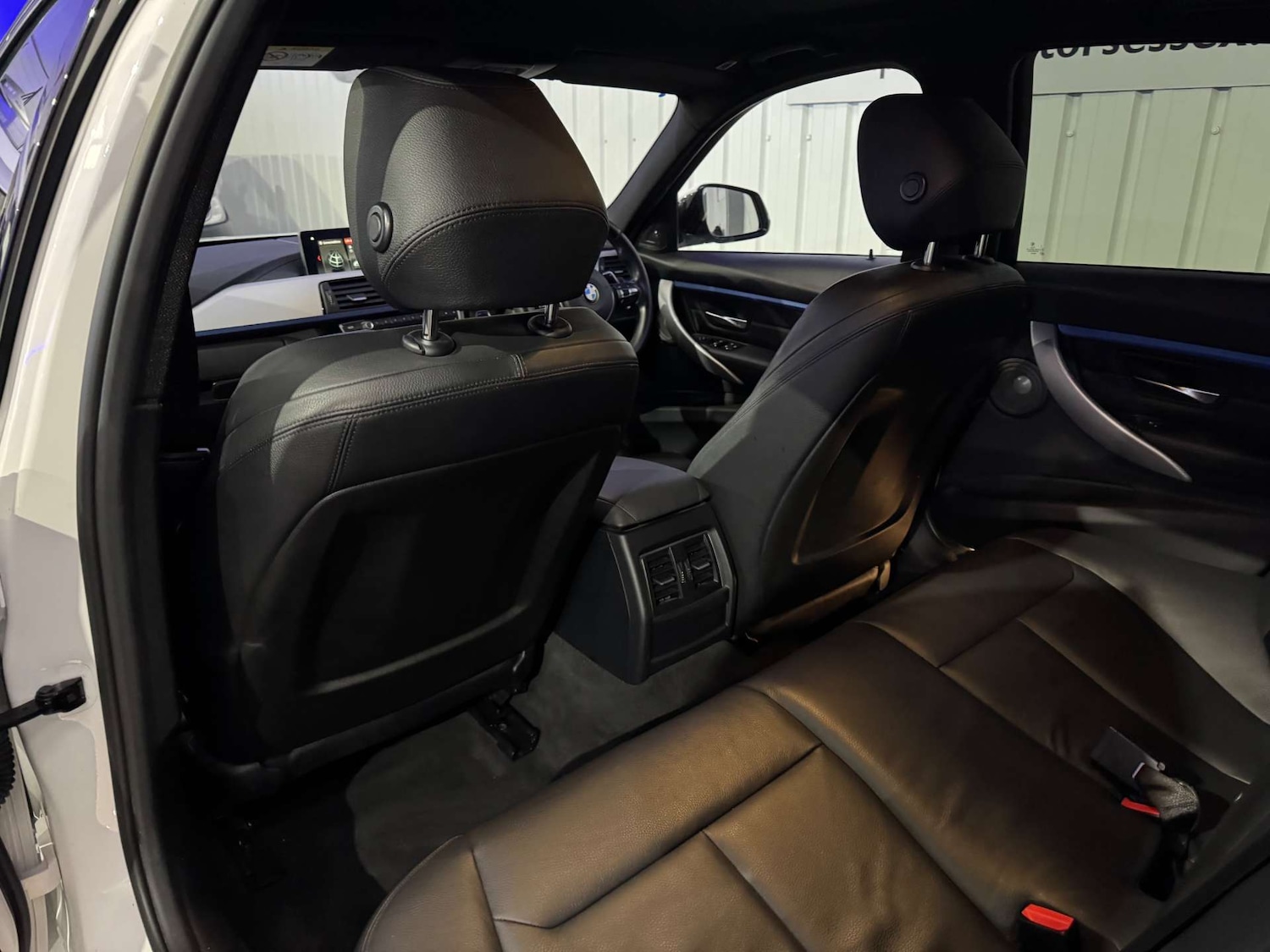 Used BMW 3 Series 2017 for sale - 76829826: Photo 38