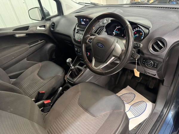 Used Ford Transit Courier 2020 for sale - 75811097: Photo 31
