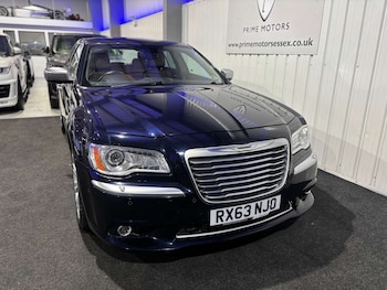 Used Chrysler 300C 2013 for sale - 76429342: Photo
