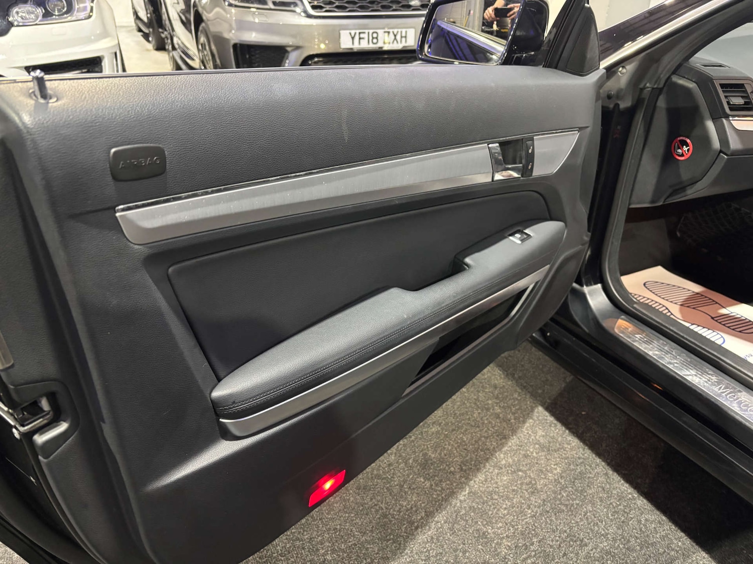 Used Mercedes-Benz E Class 2012 for sale - 77378388: Photo 37