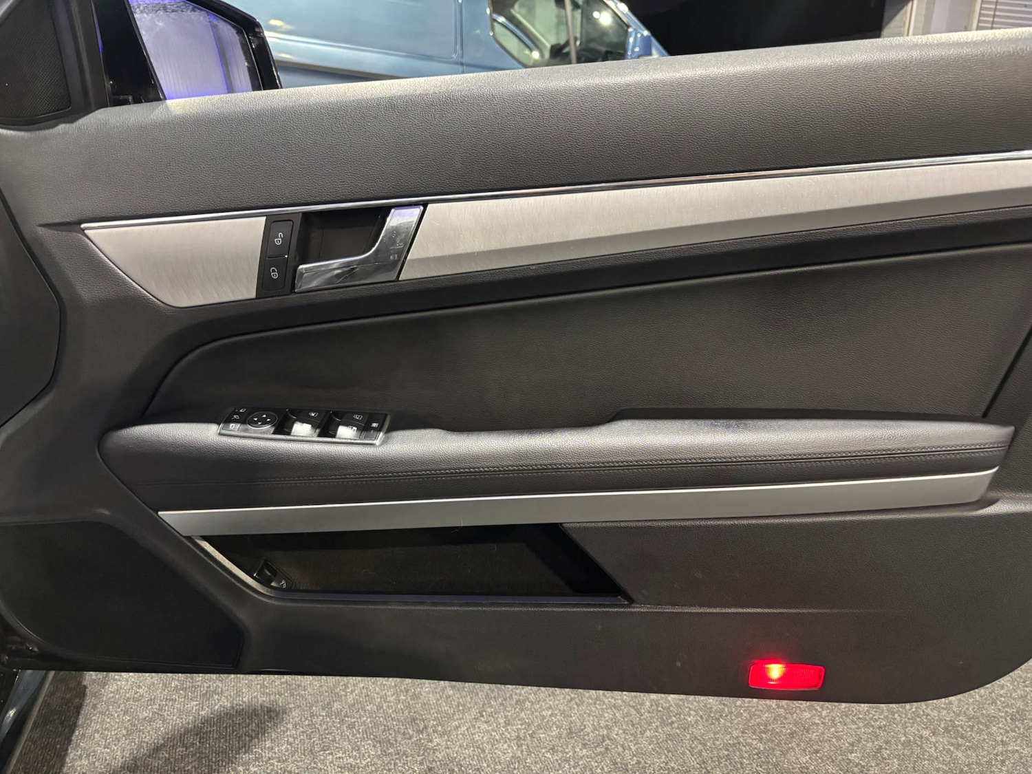 Used Mercedes-Benz E Class 2012 for sale - 77378388: Photo 42