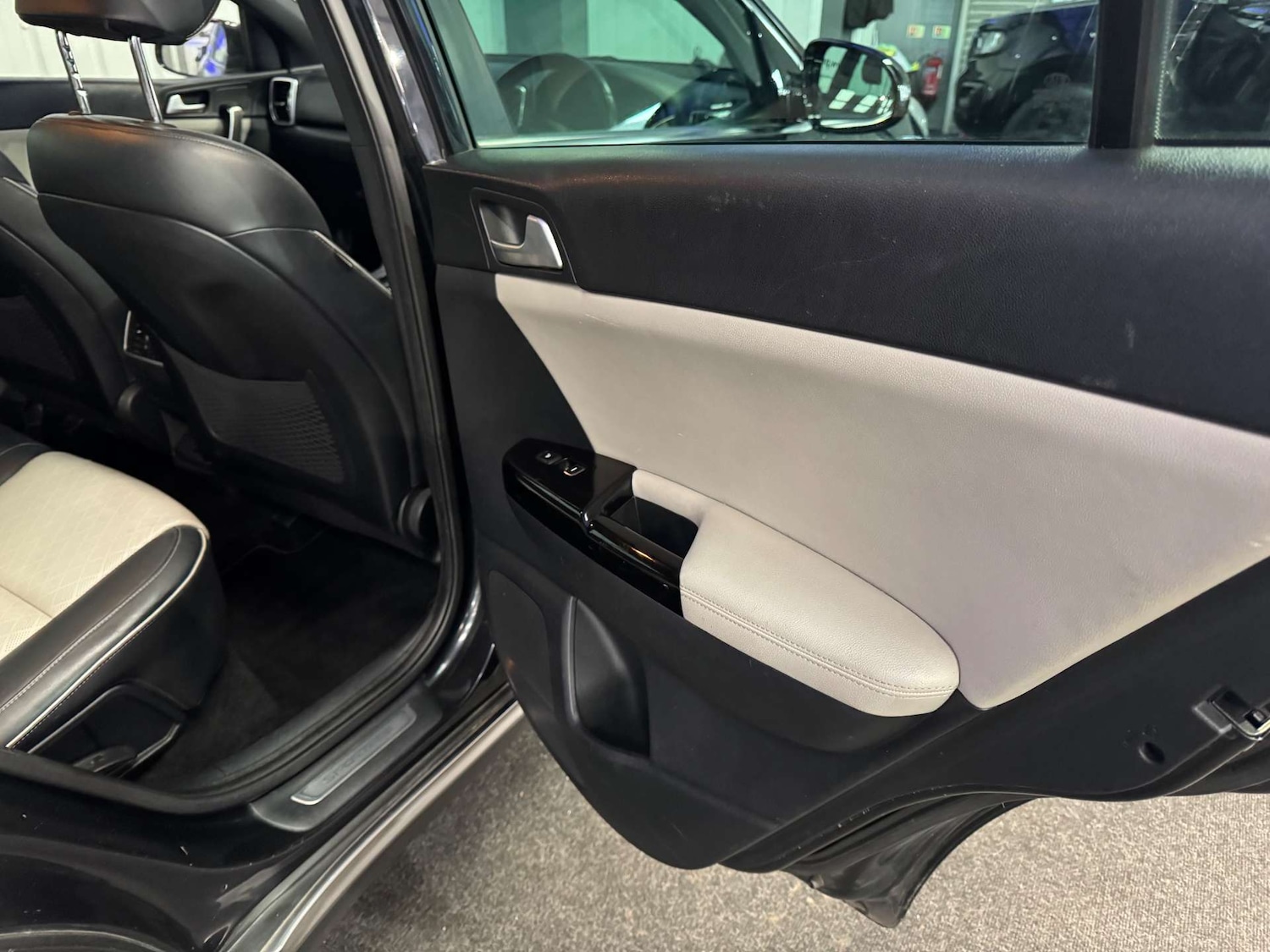 Used Kia Sportage 2017 for sale - 77207691: Photo 46