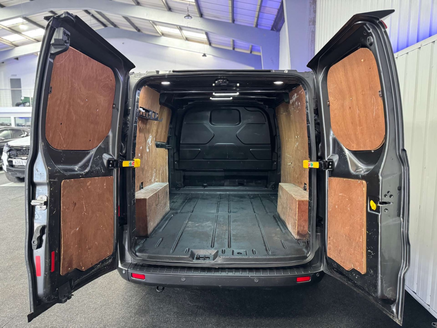 Used Ford Transit Custom 2019 for sale - 77963159: Photo 16