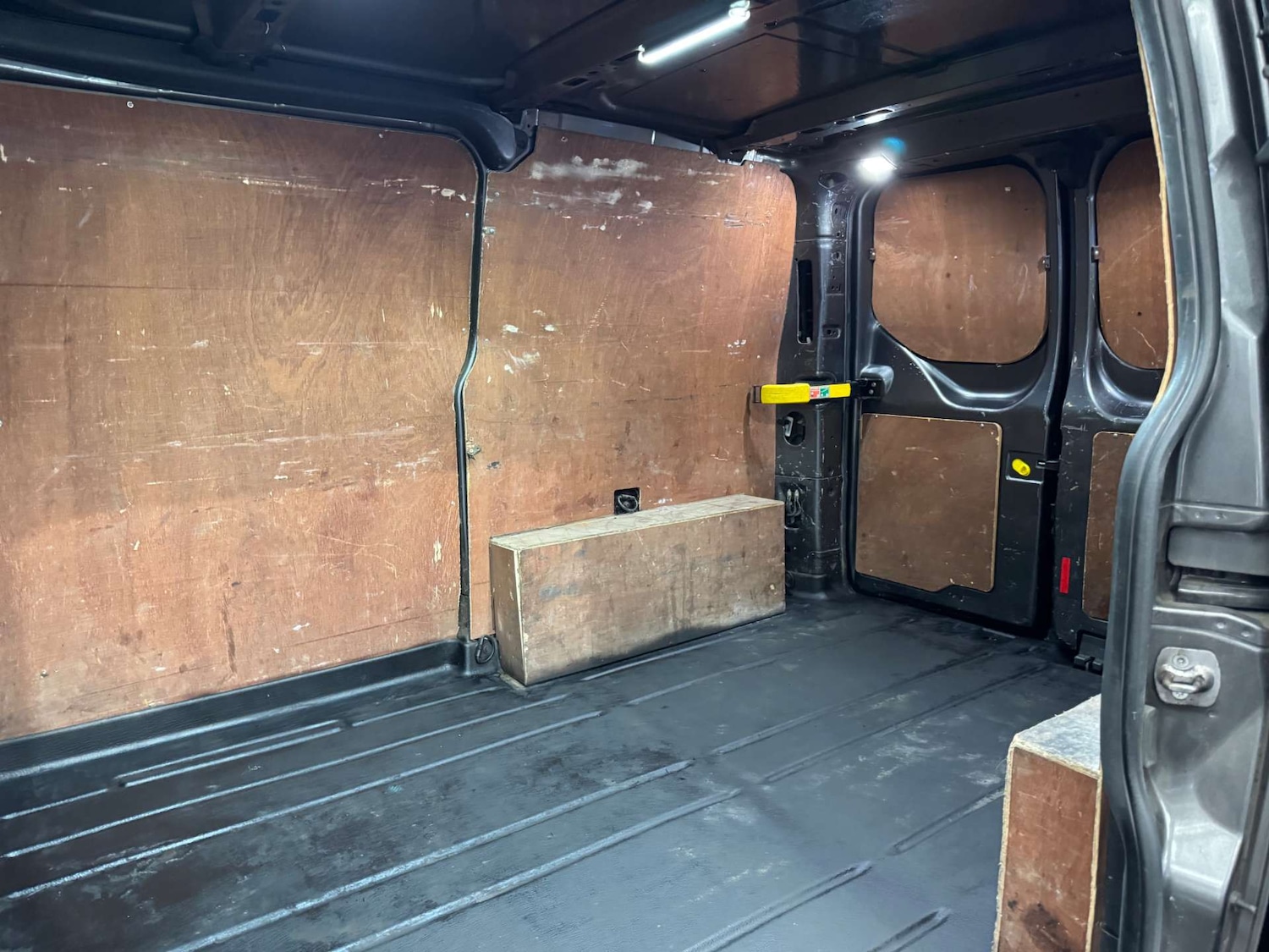 Used Ford Transit Custom 2019 for sale - 77963159: Photo 29