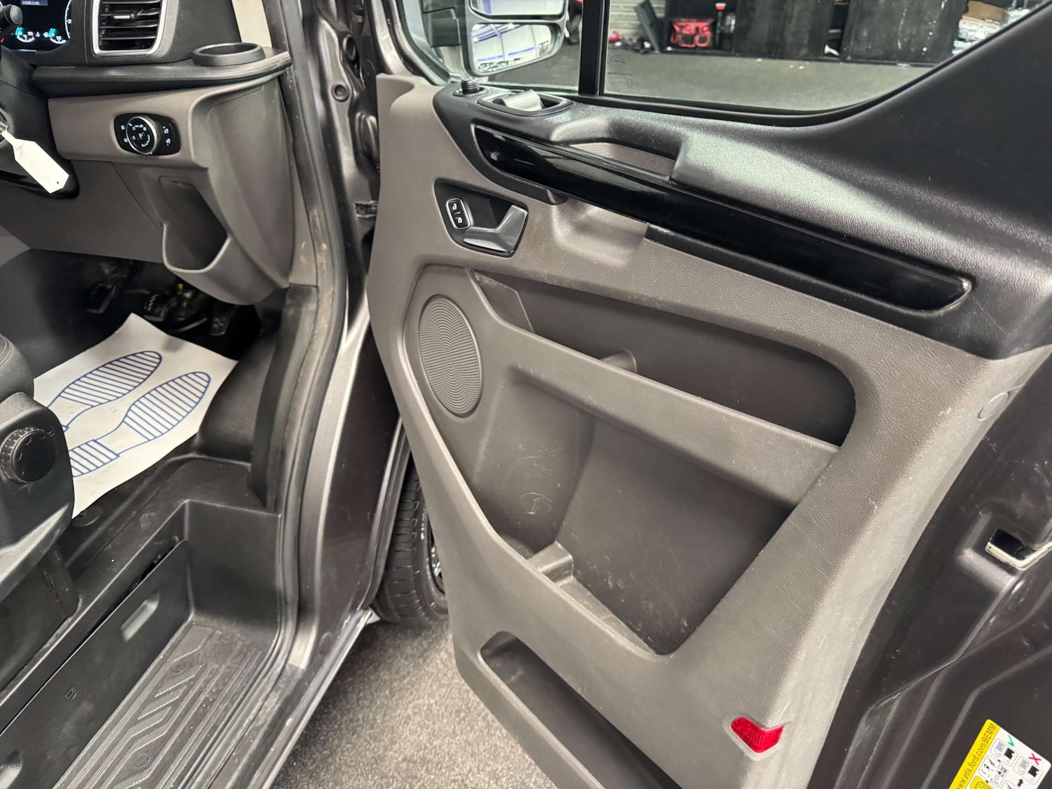 Used Ford Transit Custom 2019 for sale - 77963159: Photo 41