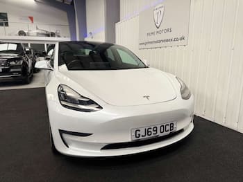 Used Tesla Model 3 2019 for sale - 79684835: Photo