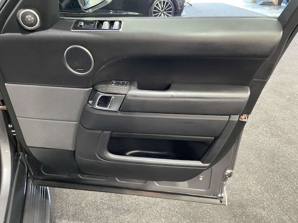 Used Land Rover Range Rover Sport 2018 for sale - 75811078: Photo 29